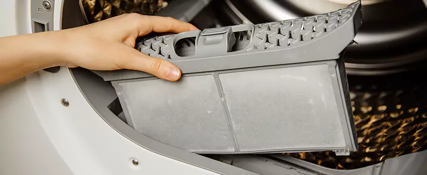 Signs Of A Clogged Dryer Lint Trap in Marysville, Washington